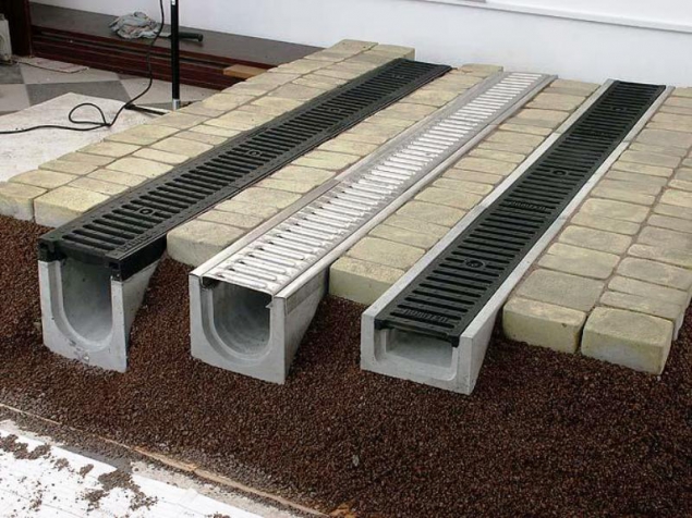Преимущества бетонных водоотводных лотков
